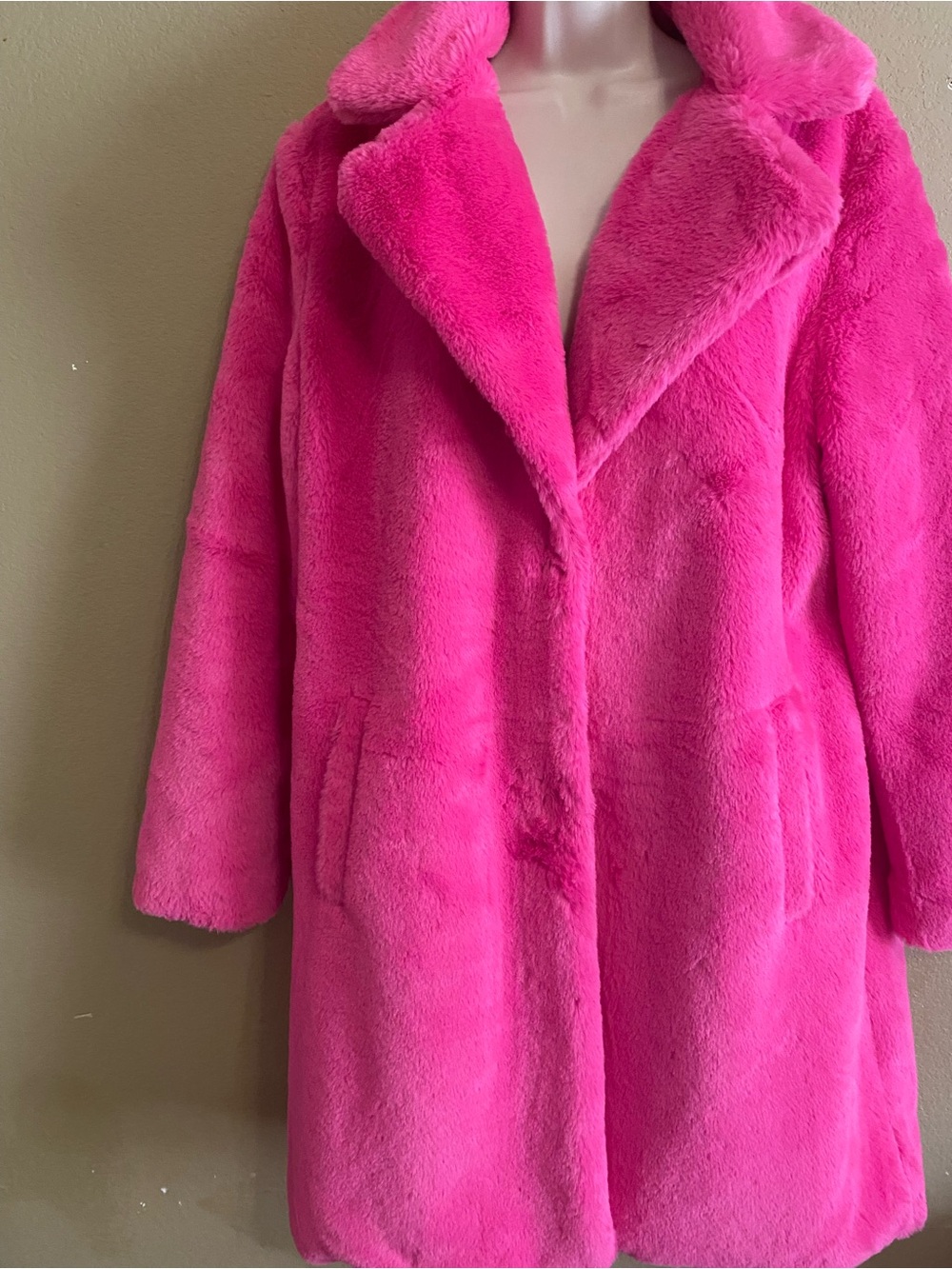 LA Coalition Jacket Company Faux Fur Hot Pink Cozy Long Coat Size Large - Picture 2 of 9